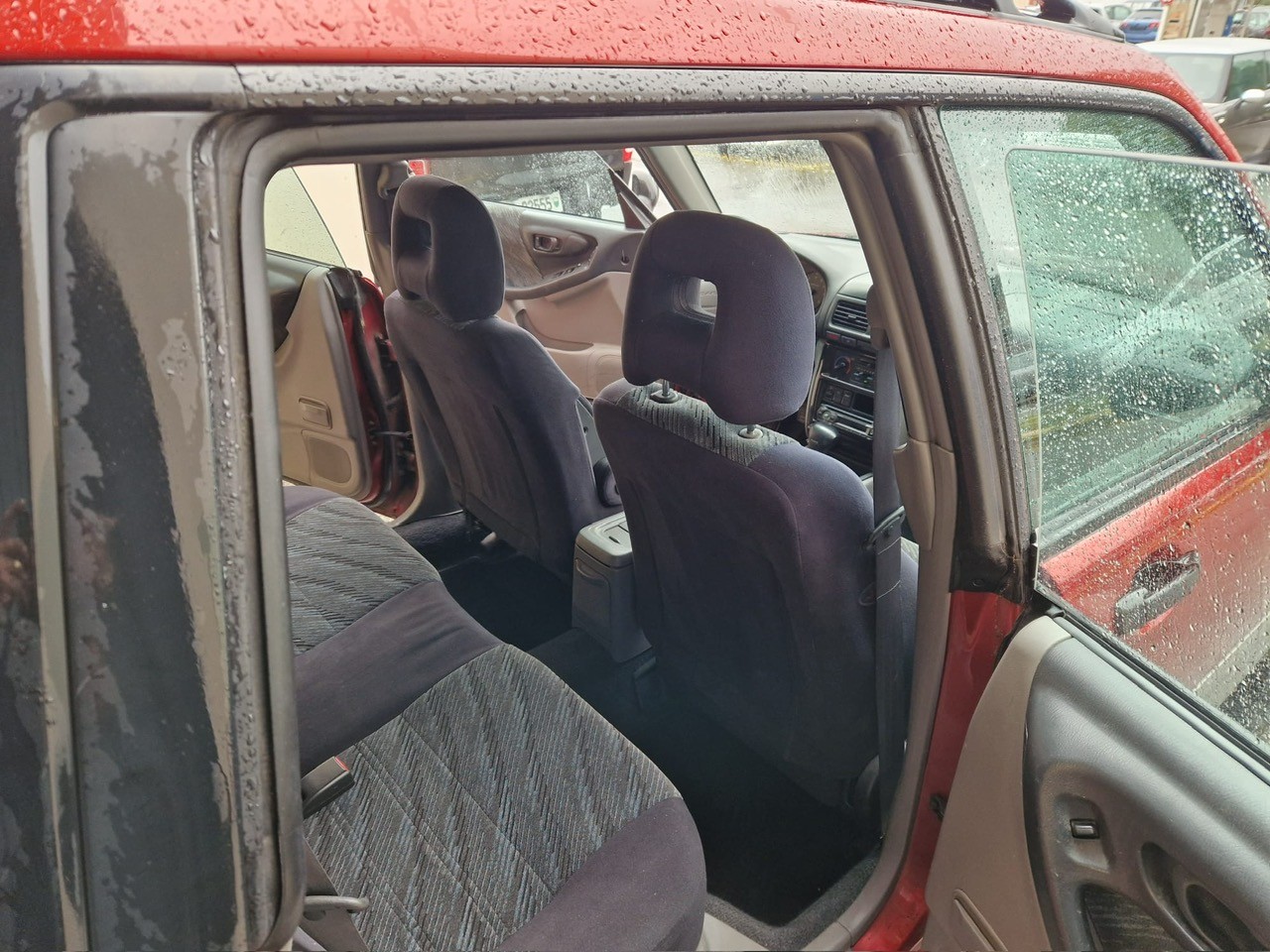 SUBARU Forester 2.0 Comfort Automatic Automatique-image-11