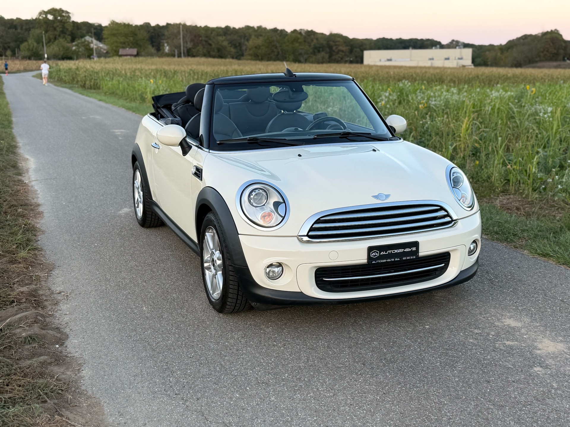 MINI Cooper Cabriolet Steptronic-image-4