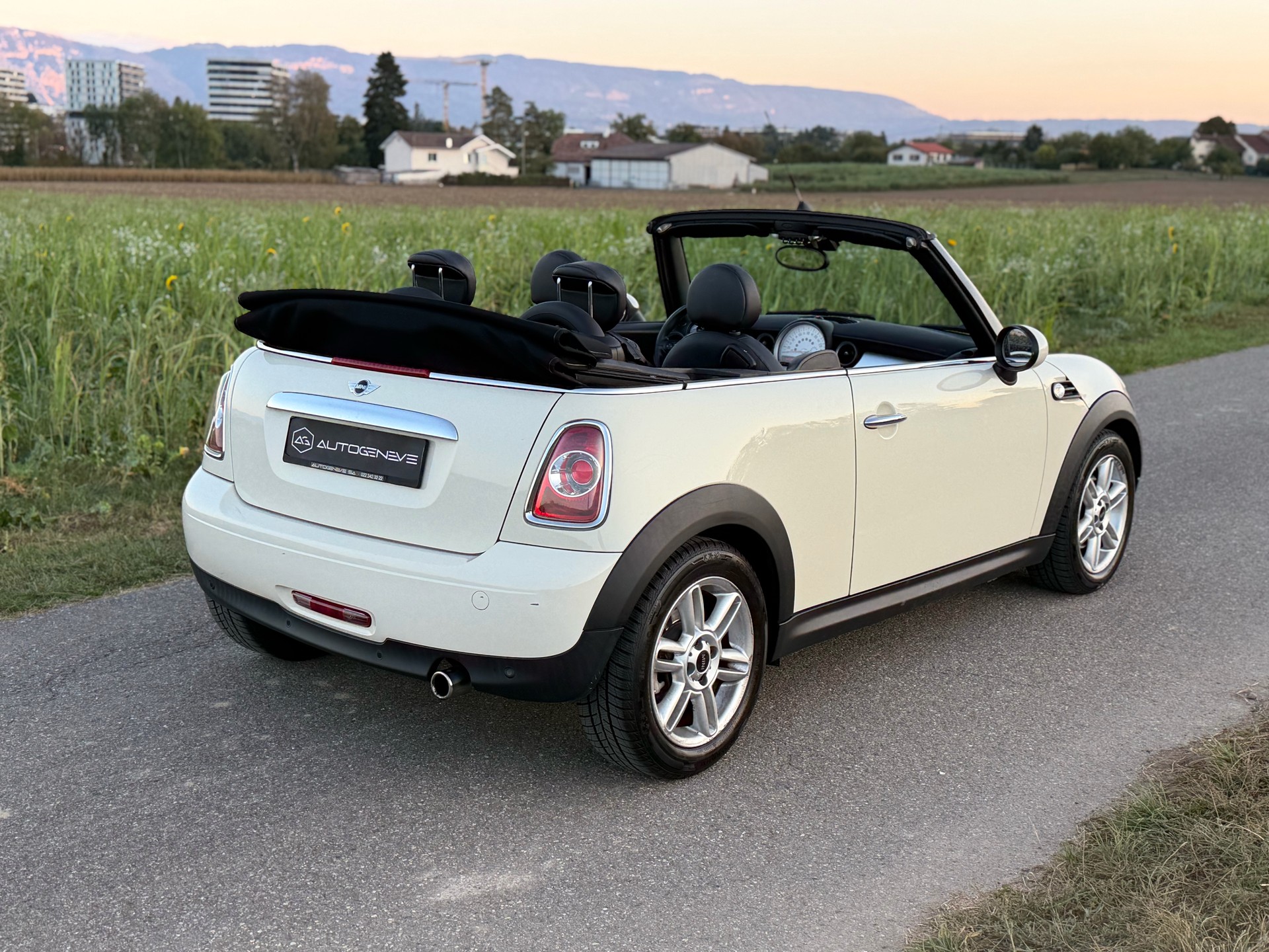 MINI Cooper Cabriolet Steptronic-image-7