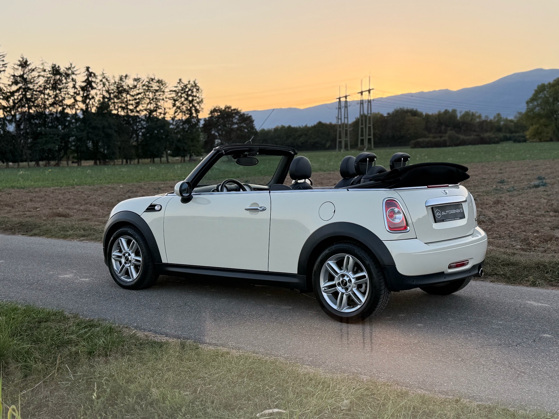 MINI Cooper Cabriolet Steptronic-image-11
