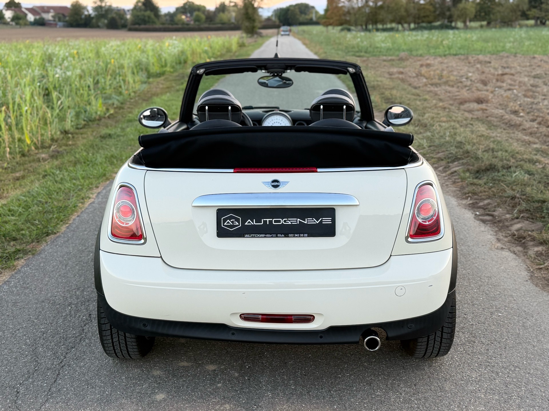 MINI Cooper Cabriolet Steptronic-image-9