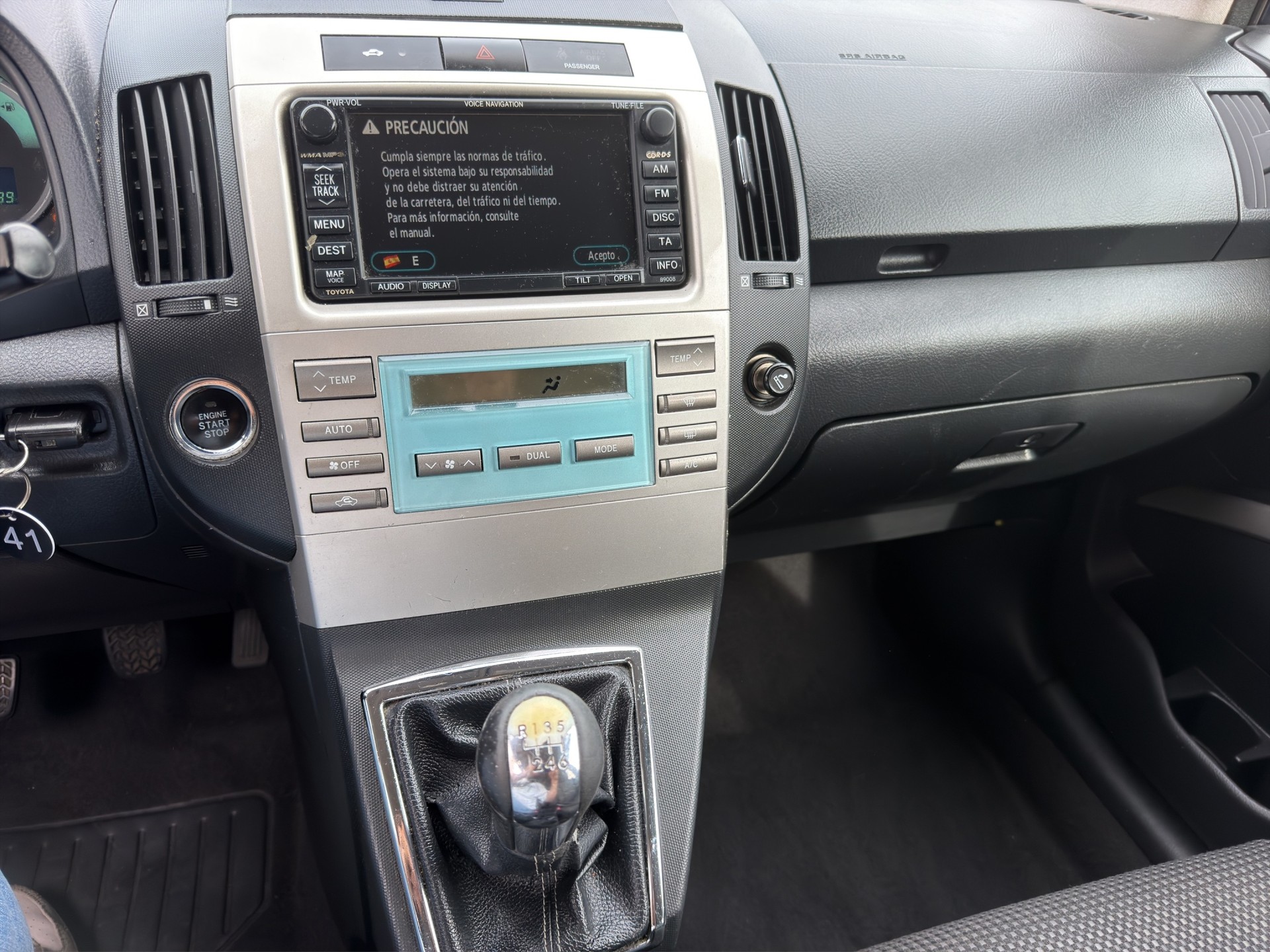 TOYOTA Corolla Verso 2.2 D-4D CleanP. Linea Sol Prem.-image-12