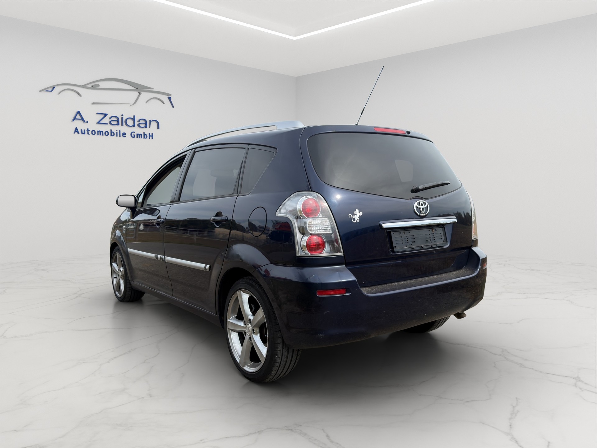 TOYOTA Corolla Verso 2.2 D-4D CleanP. Linea Sol Prem.-image-7