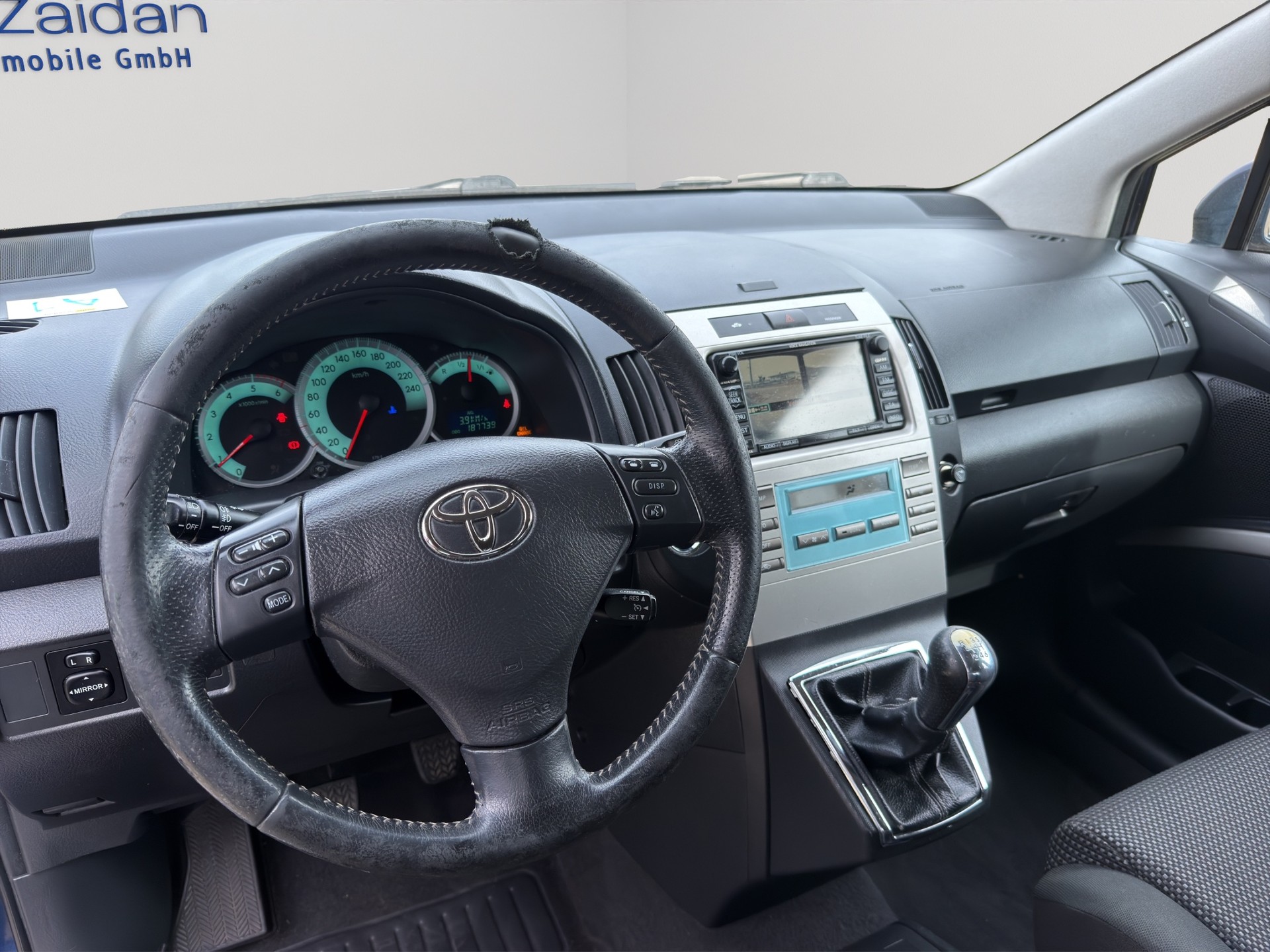 TOYOTA Corolla Verso 2.2 D-4D CleanP. Linea Sol Prem.-image-8