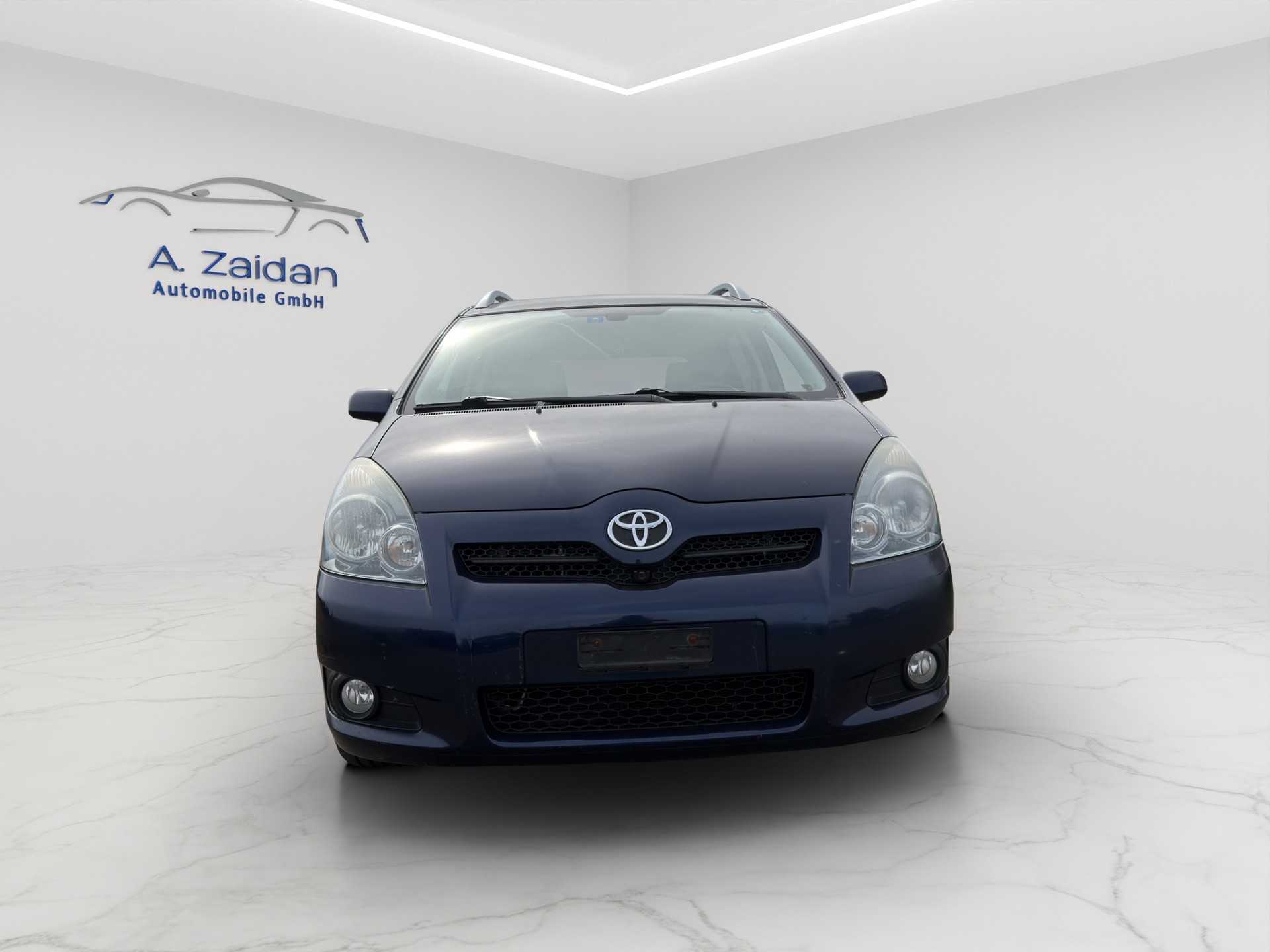 TOYOTA Corolla Verso 2.2 D-4D CleanP. Linea Sol Prem.-image-1