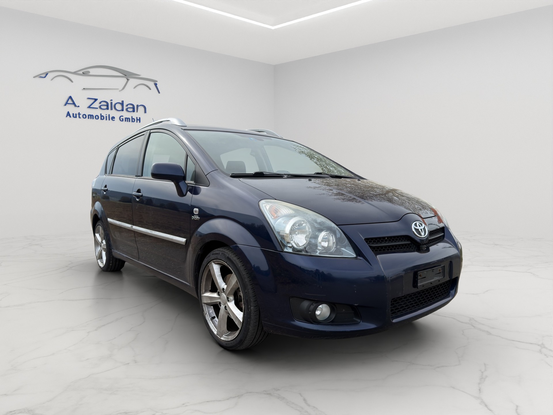TOYOTA Corolla Verso 2.2 D-4D CleanP. Linea Sol Prem.-image-2