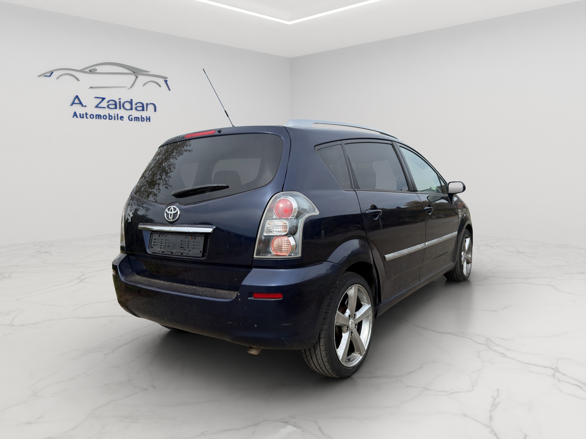 TOYOTA Corolla Verso 2.2 D-4D CleanP. Linea Sol Prem.-image-5
