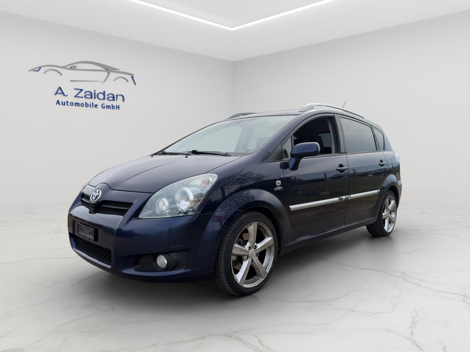 TOYOTA Corolla Verso 2.2 D-4D CleanP. Linea Sol Prem.-image-0