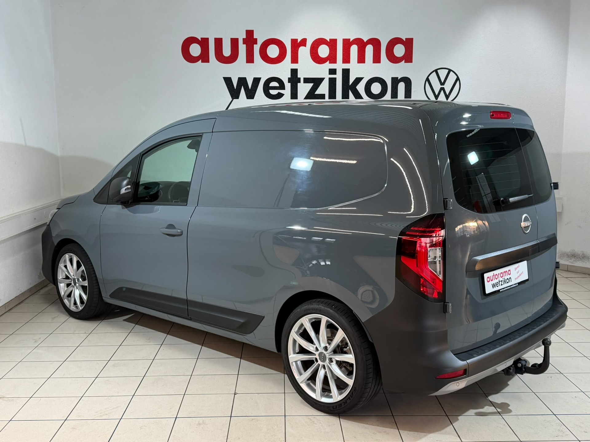 NISSAN Townstar 1.3 DIG-T L2 N-Connecta-image-2