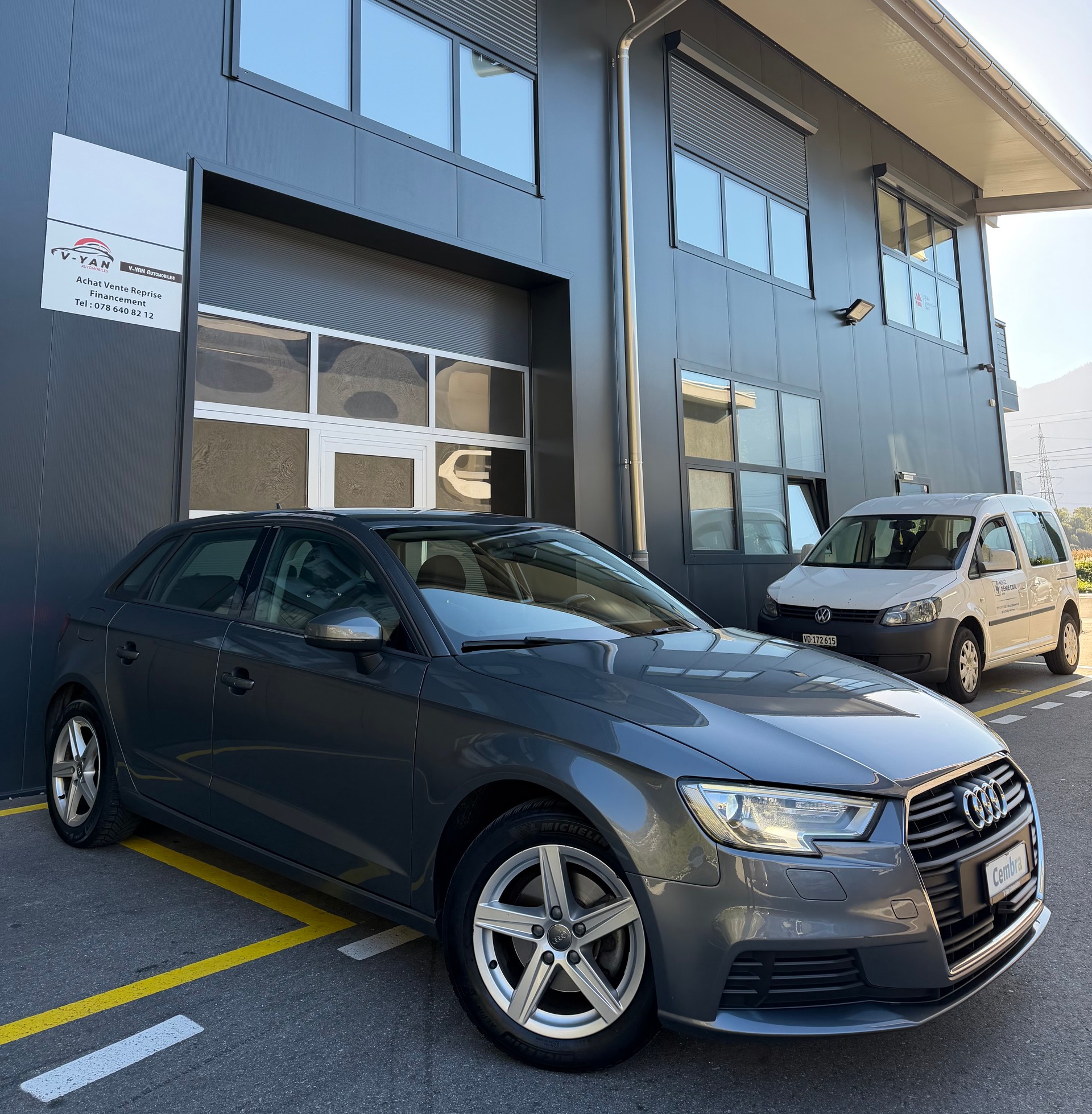 AUDI A3 Sportback 1.4 TFSI Sport-image-1