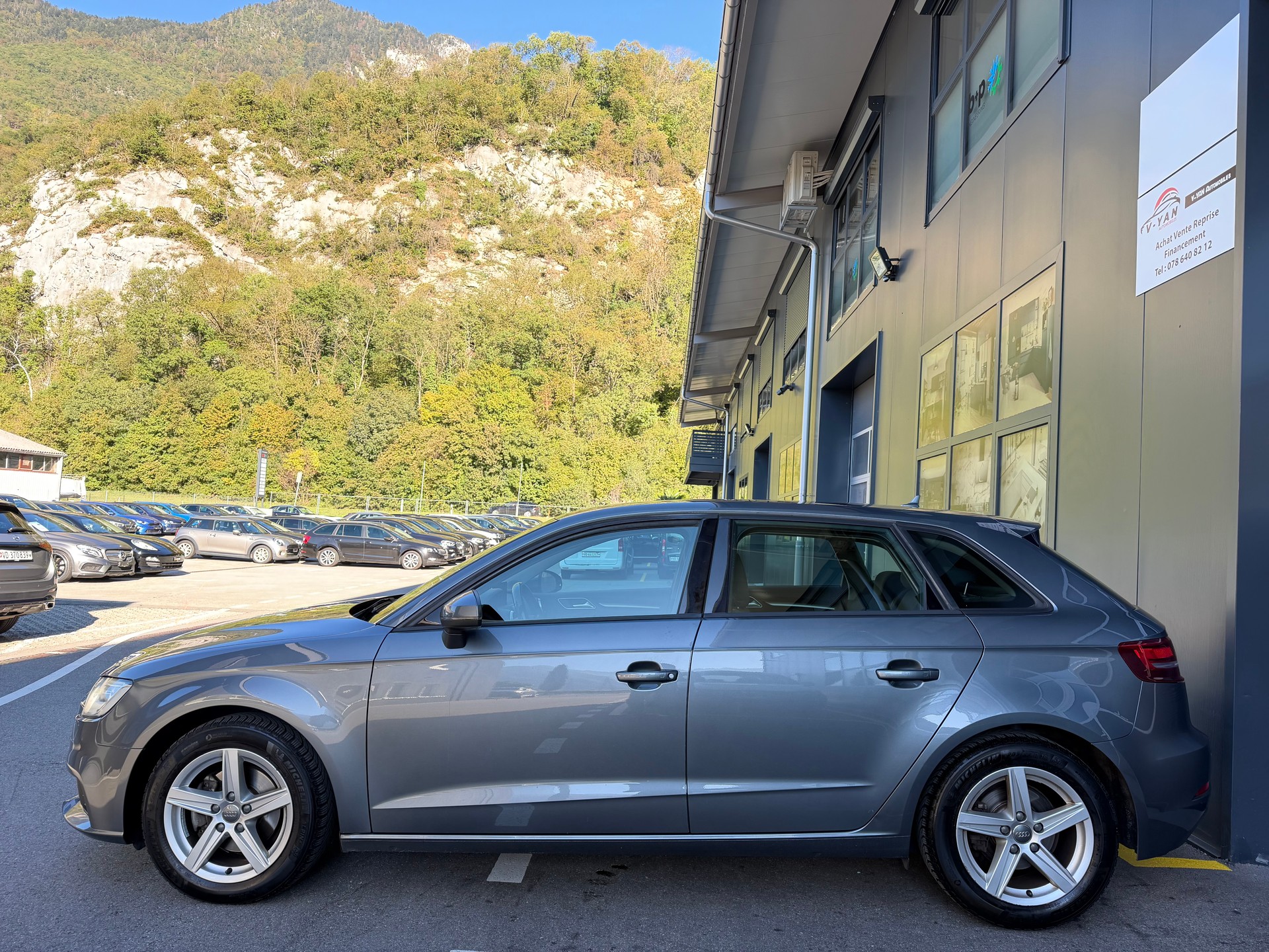 AUDI A3 Sportback 1.4 TFSI Sport-image-3