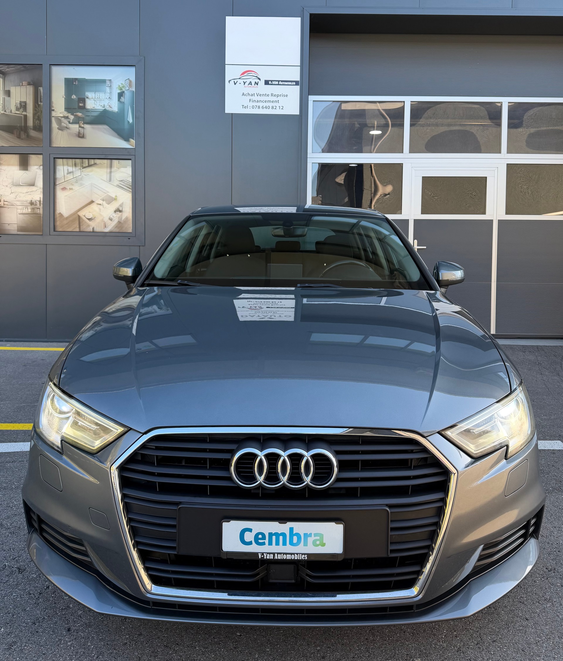 AUDI A3 Sportback 1.4 TFSI Sport-image-2