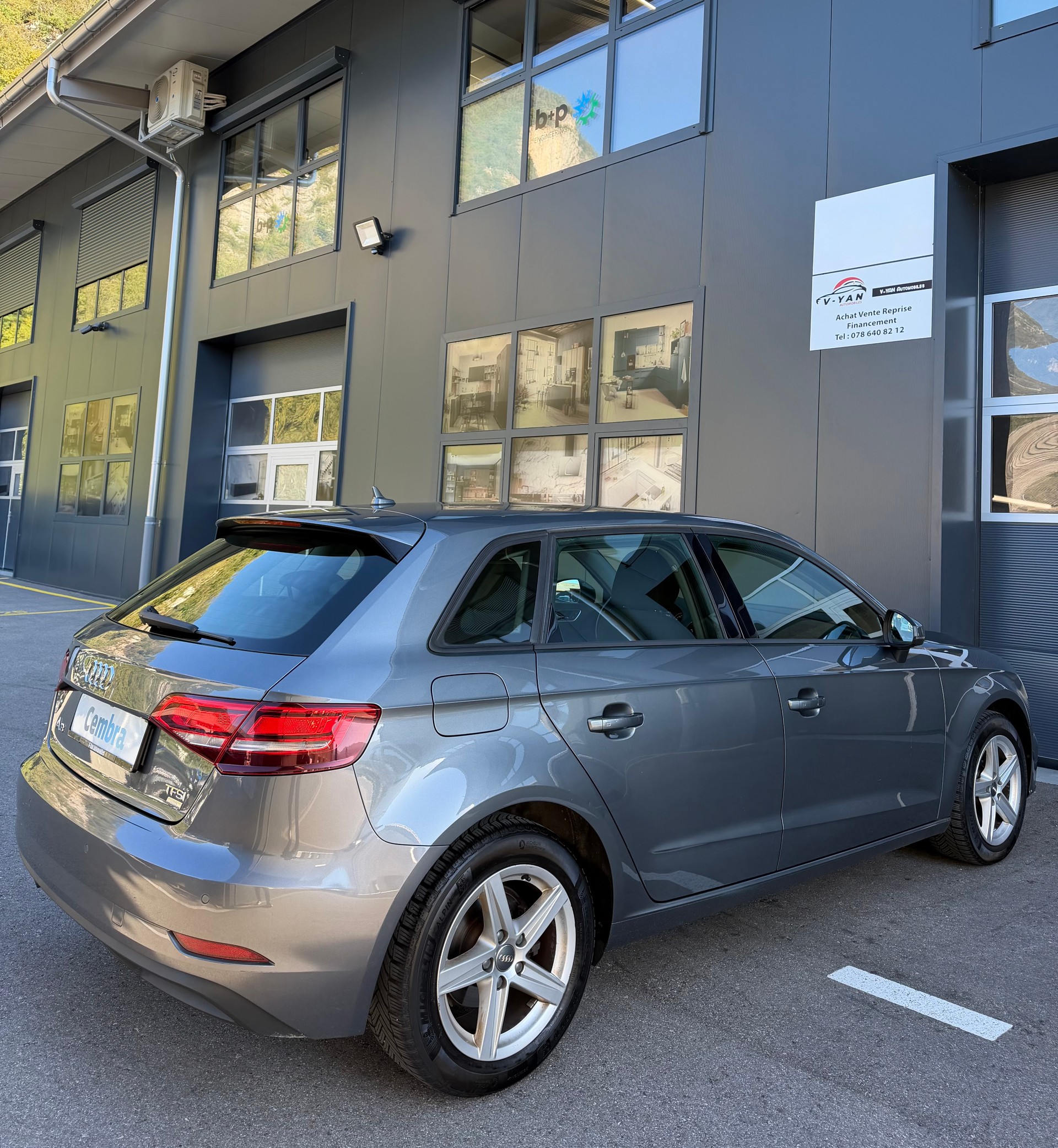 AUDI A3 Sportback 1.4 TFSI Sport-image-4