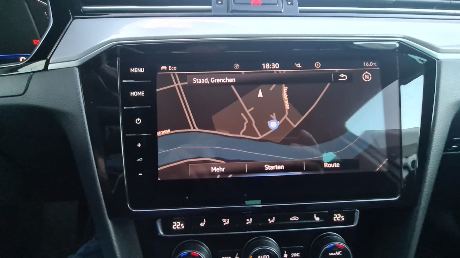 VW Passat Variant 1.6 TDI Business DSG ** Gr-Navi ** RF-Kamera ** Sitzheizung ** Abstandsregelsysteme ** PDC ** Frisch Ab MFK **-image-14