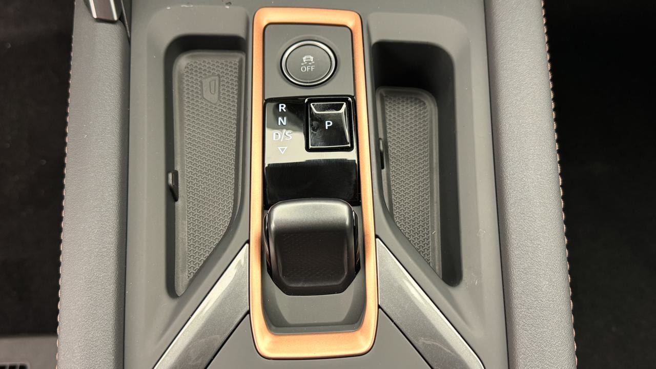 CUPRA LEON ST 1.5 e-HYBRID pHEV VZ DSG-image-10