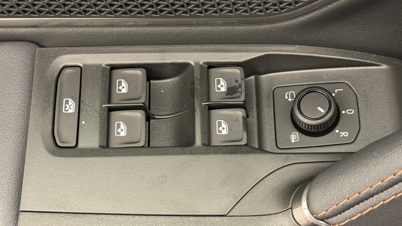 CUPRA LEON ST 1.5 e-HYBRID pHEV VZ DSG-image-8