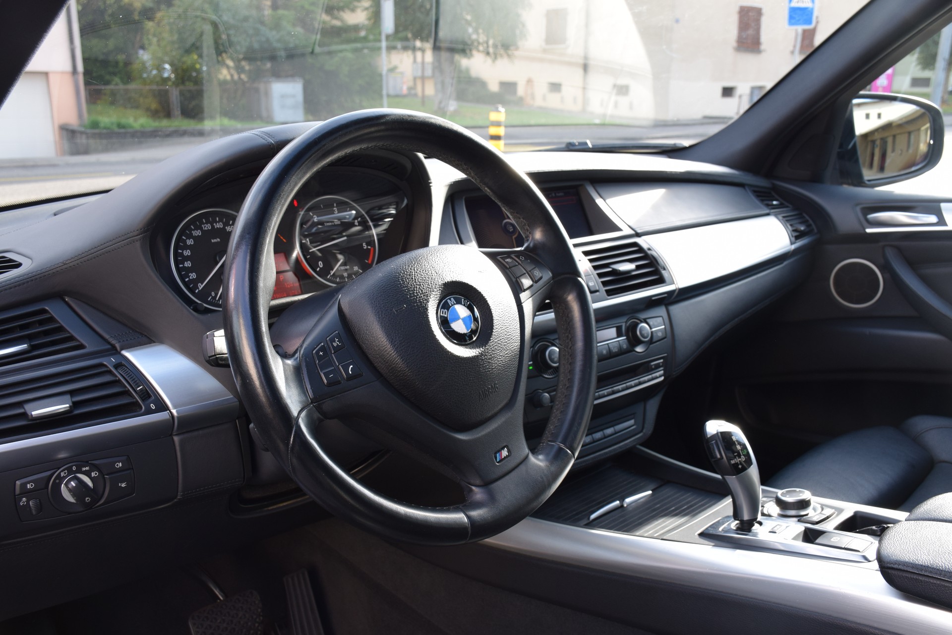 BMW X5 xDrive 40d Steptronic-image-10