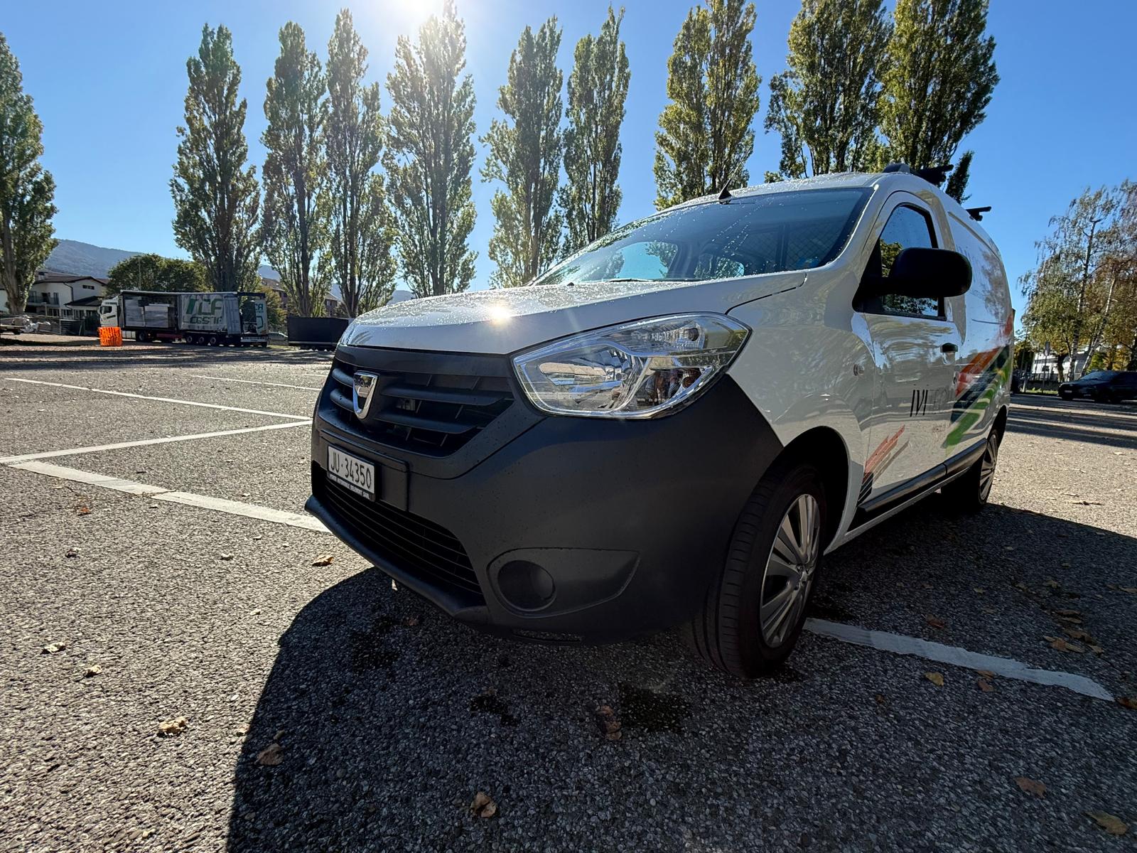 DACIA 1.2 TCe Ambiance S/S vergl.-image-0