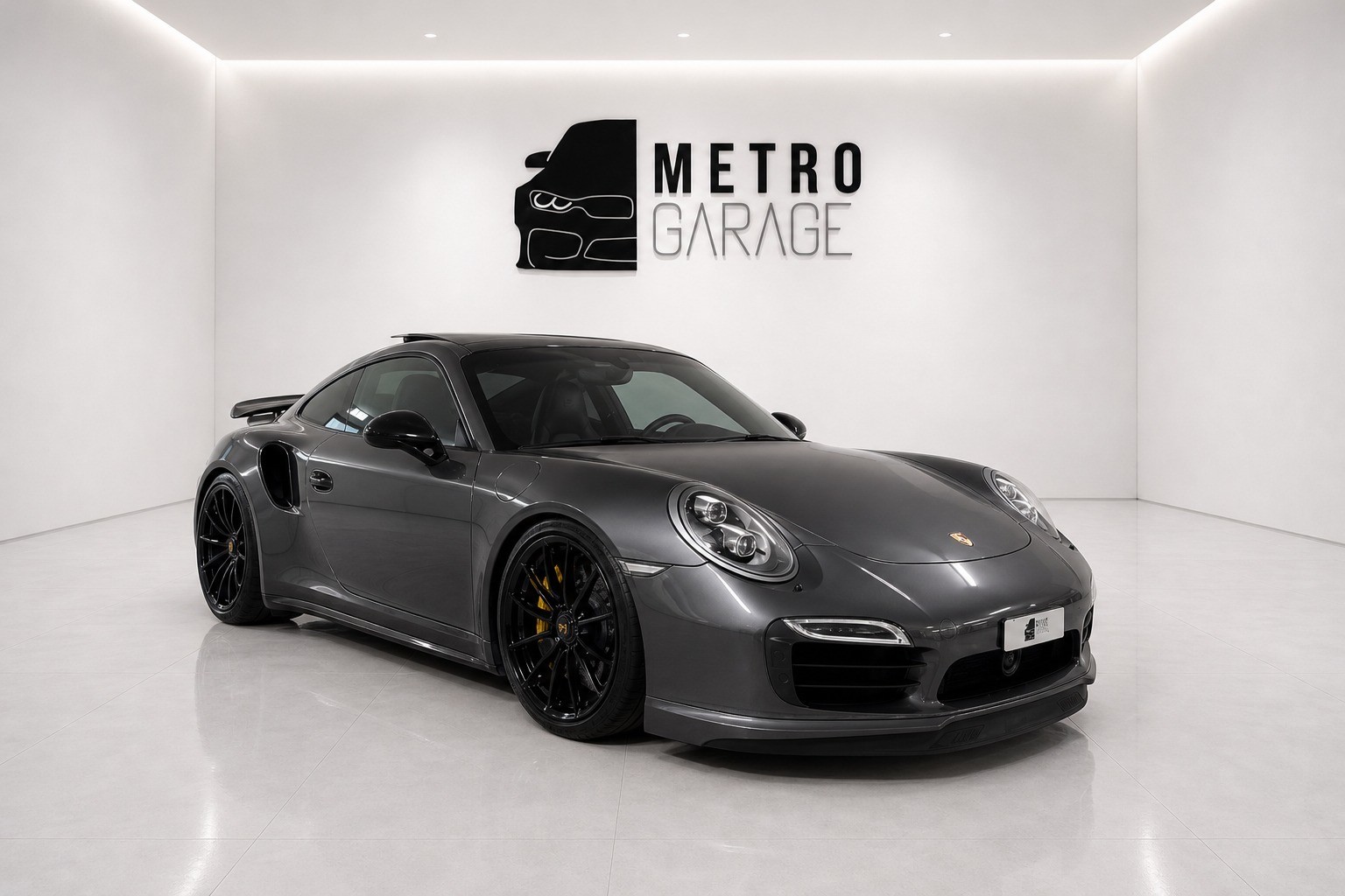 PORSCHE 911 Turbo S PDK-image-5