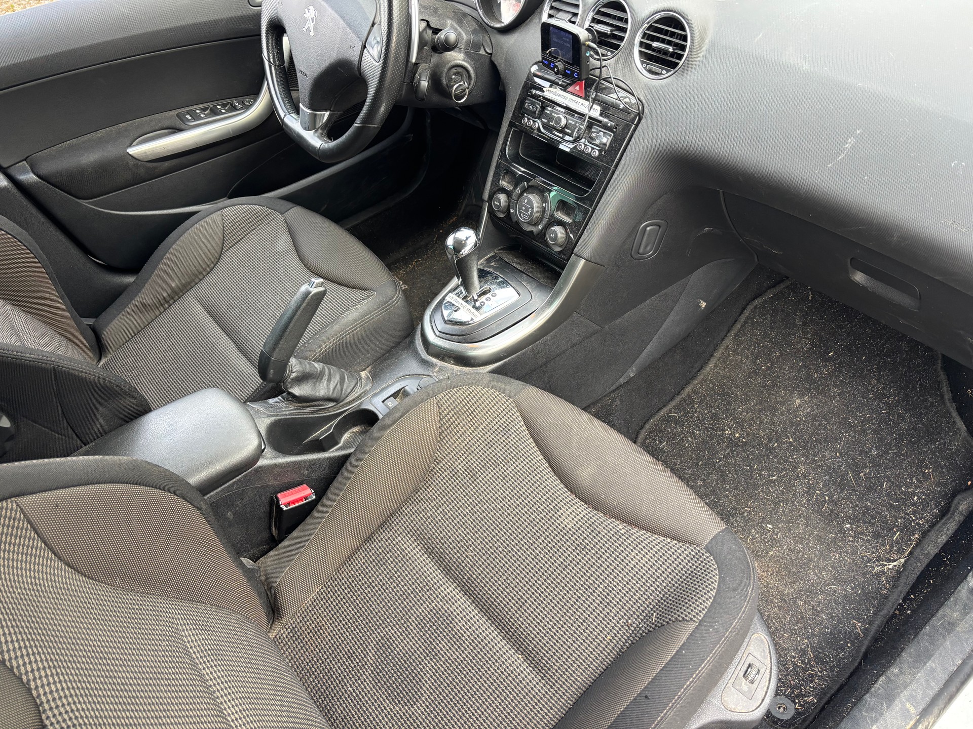 PEUGEOT 308 SW 1.6 HDI Active EGS6-image-7
