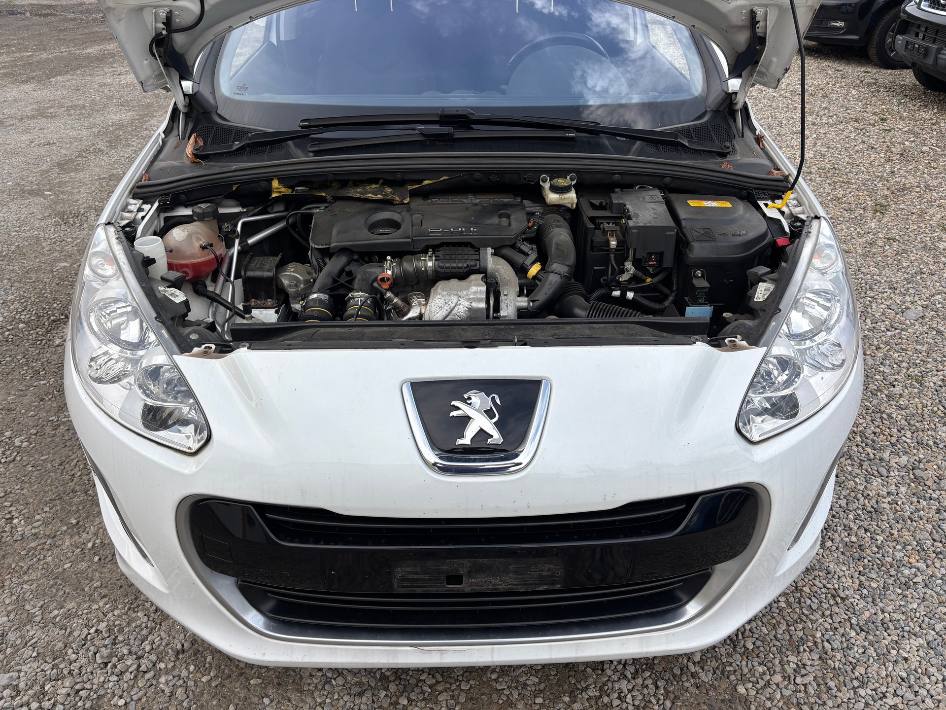 PEUGEOT 308 SW 1.6 HDI Active EGS6-image-14