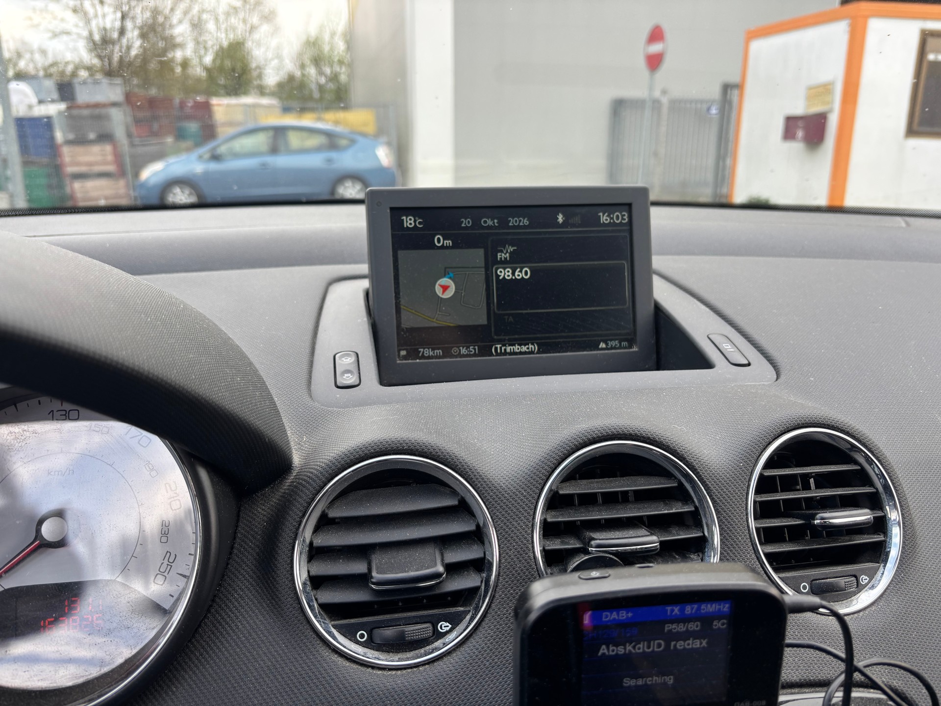 PEUGEOT 308 SW 1.6 HDI Active EGS6-image-10