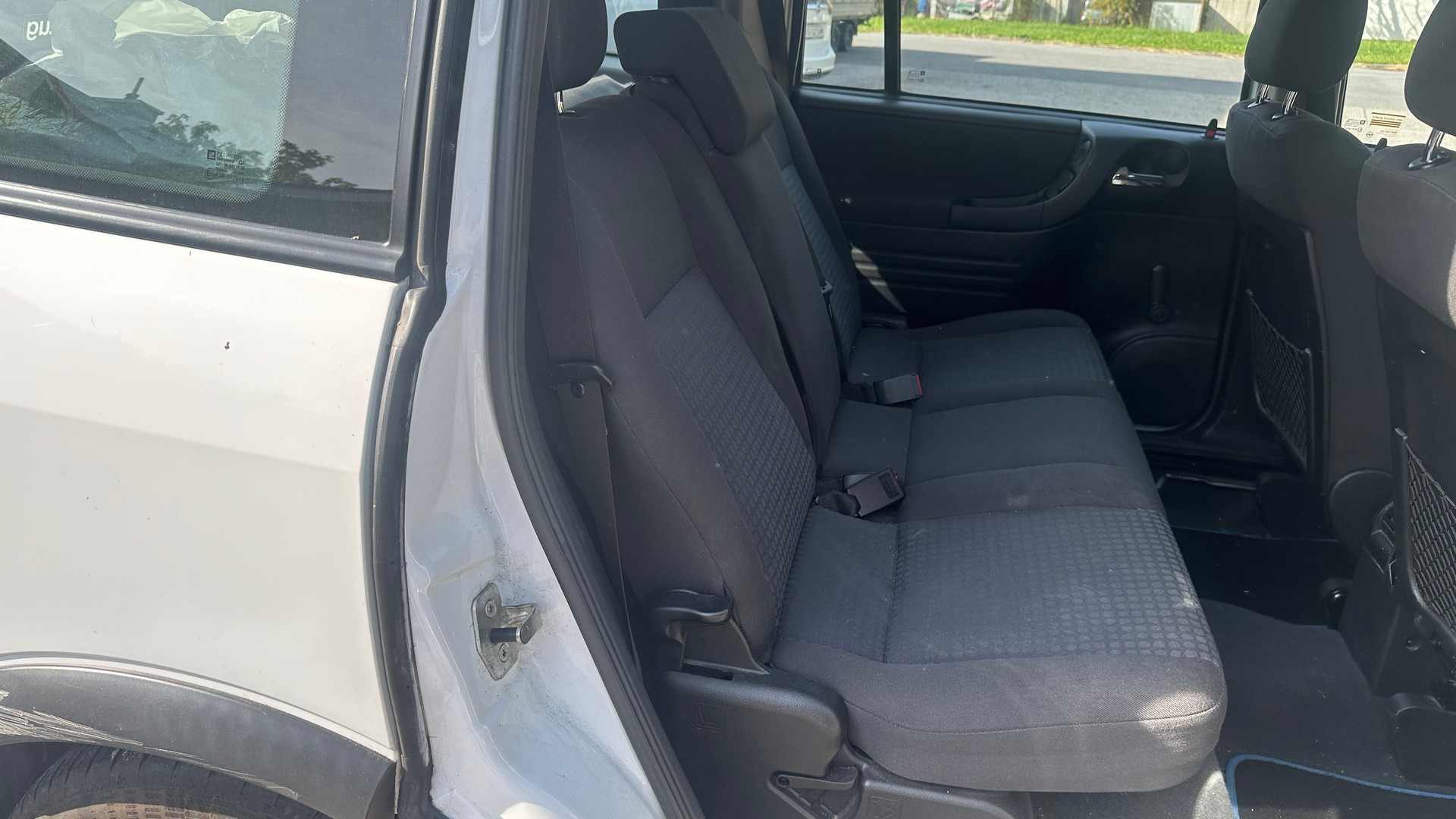 OPEL Zafira 2.2i 16V Linea Fresca.... AUTOMATIKGETRIEBE !!!-image-9