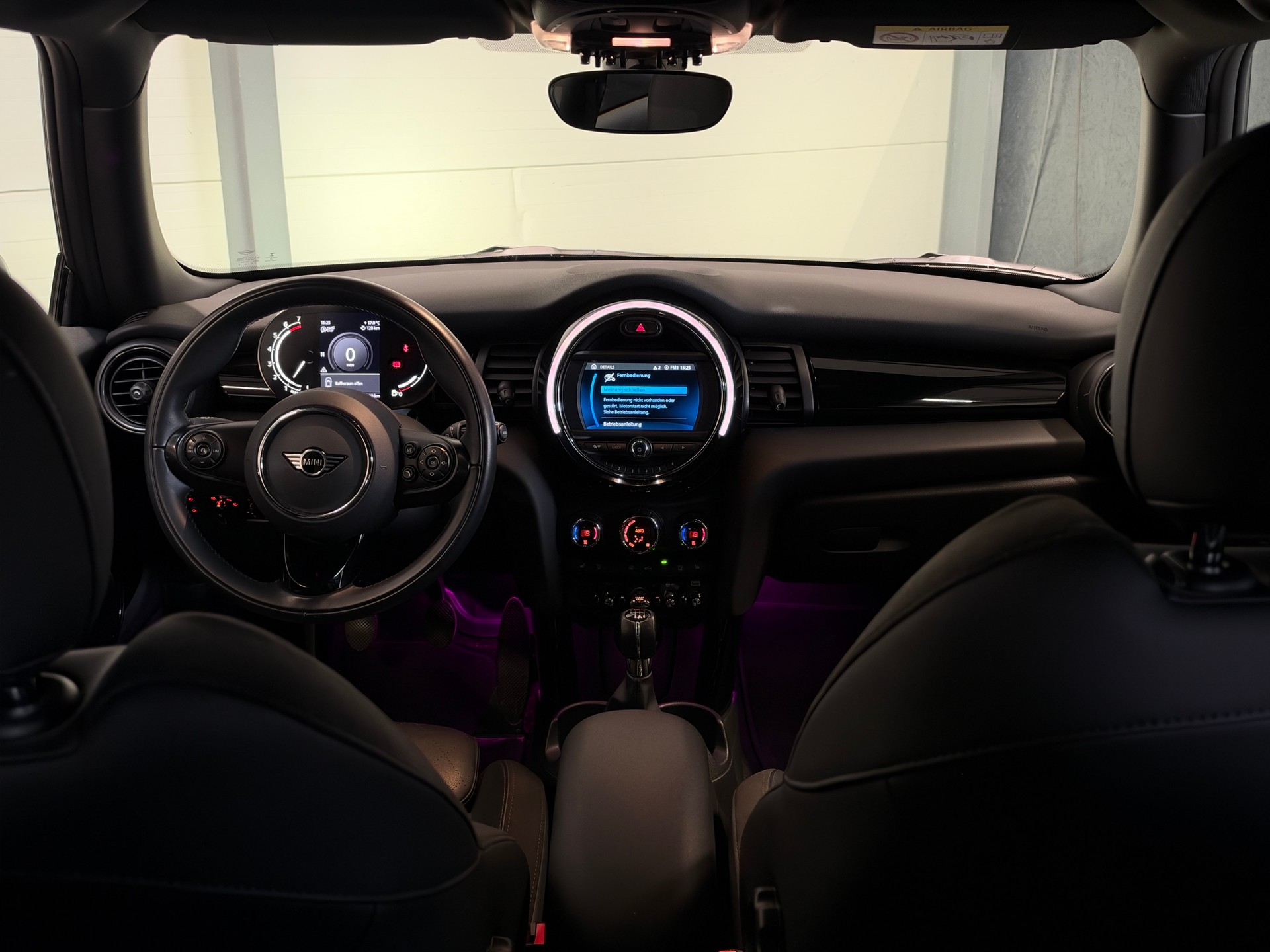 MINI Mini F56 1.5i Cooper-image-10