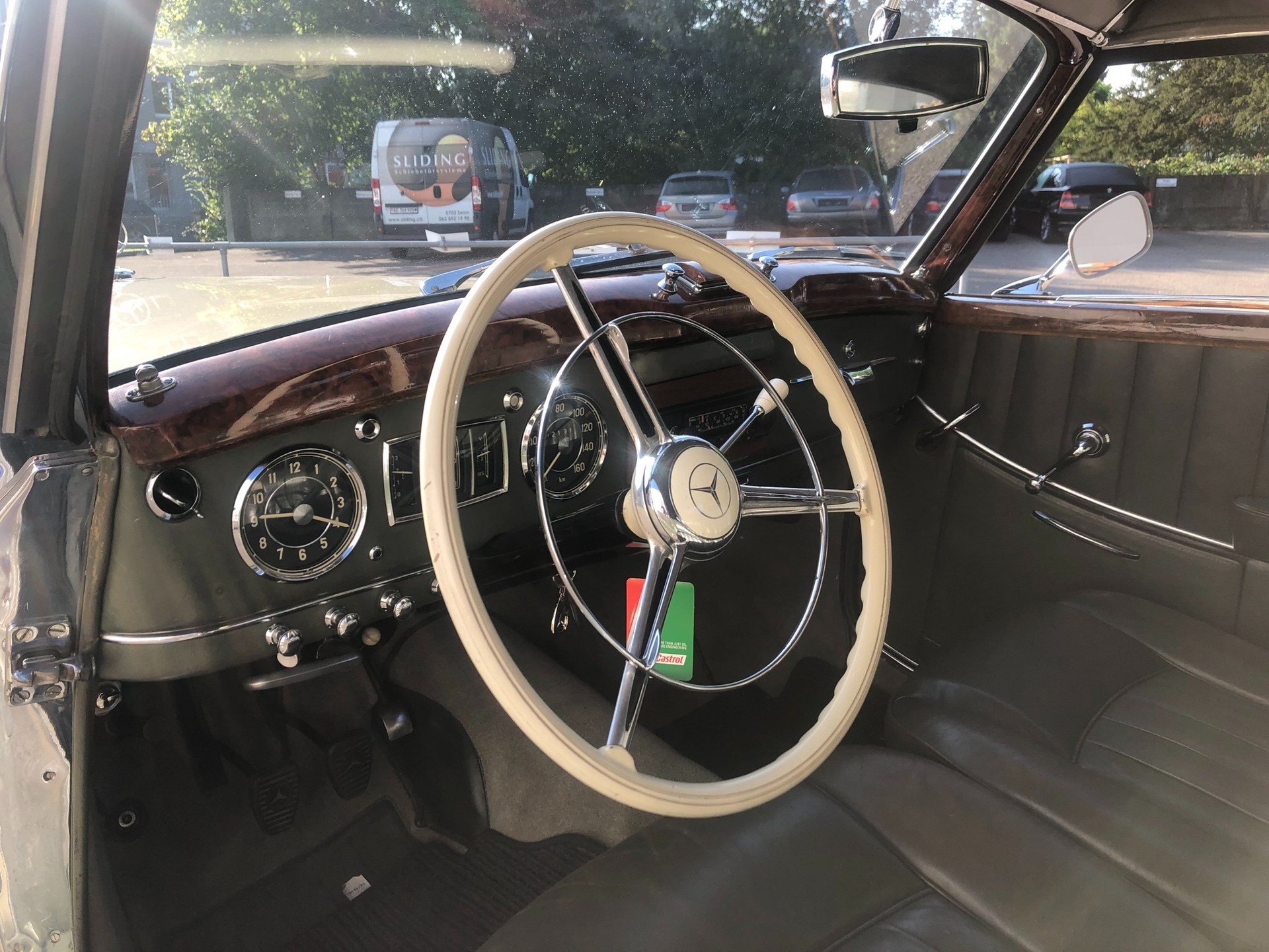 MERCEDES-BENZ 220 Cabrio A, 1 von 1200 prod. FZ-image-17