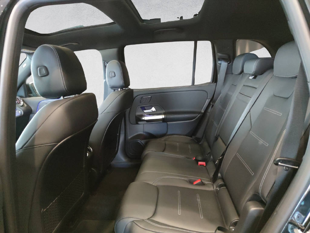 MERCEDES-BENZ EQB 350 AMG Line 4Matic-image-11