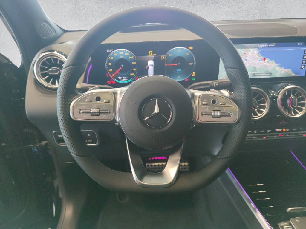 MERCEDES-BENZ EQB 350 AMG Line 4Matic-image-10