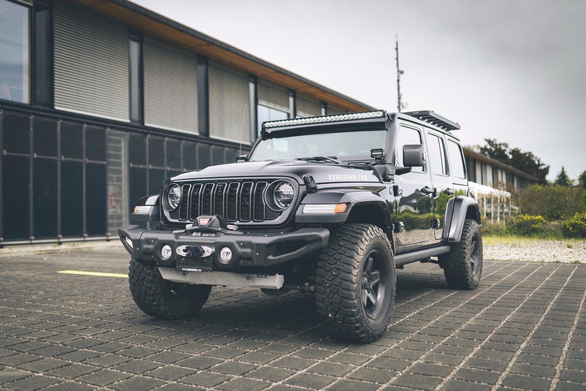 JEEP Wrangler 2.0 PHEV Unlimited Sahara Automatic-image-0