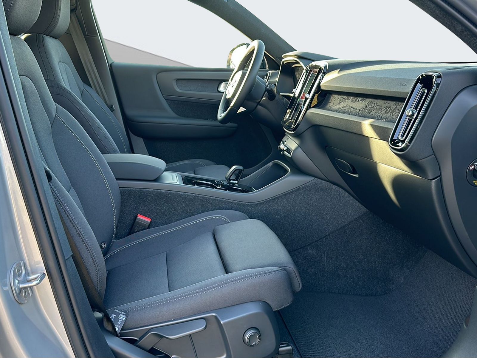 VOLVO XC40 E60 Core-image-14