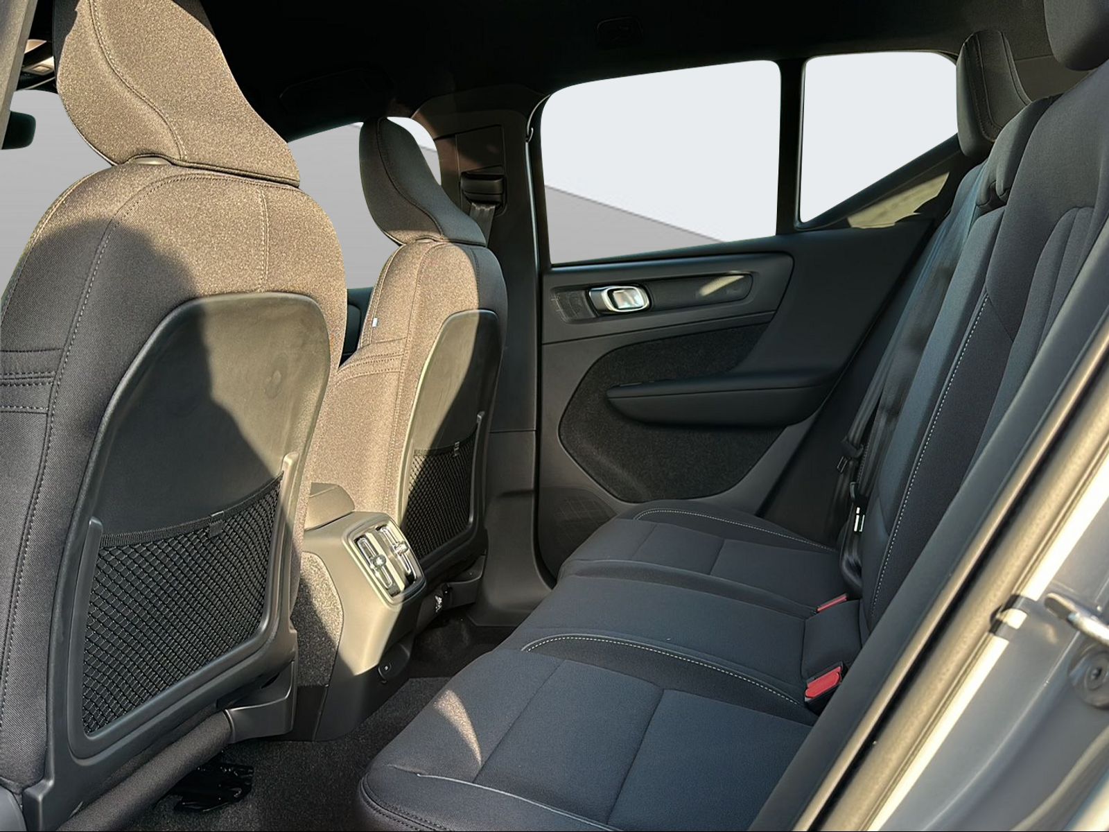 VOLVO XC40 E60 Core-image-13