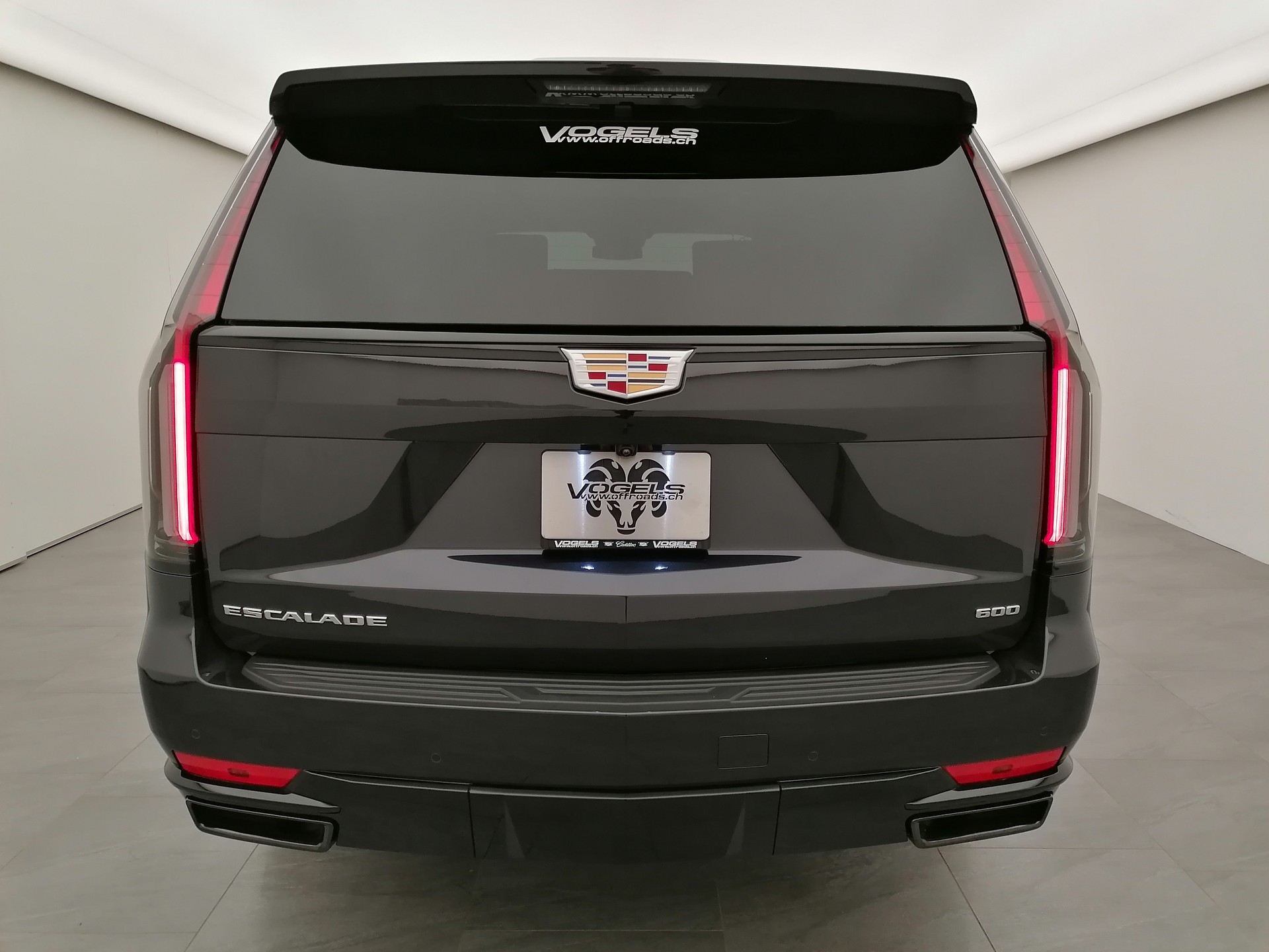 CADILLAC Escalade 6.2 Platinum Sport AWD-image-4