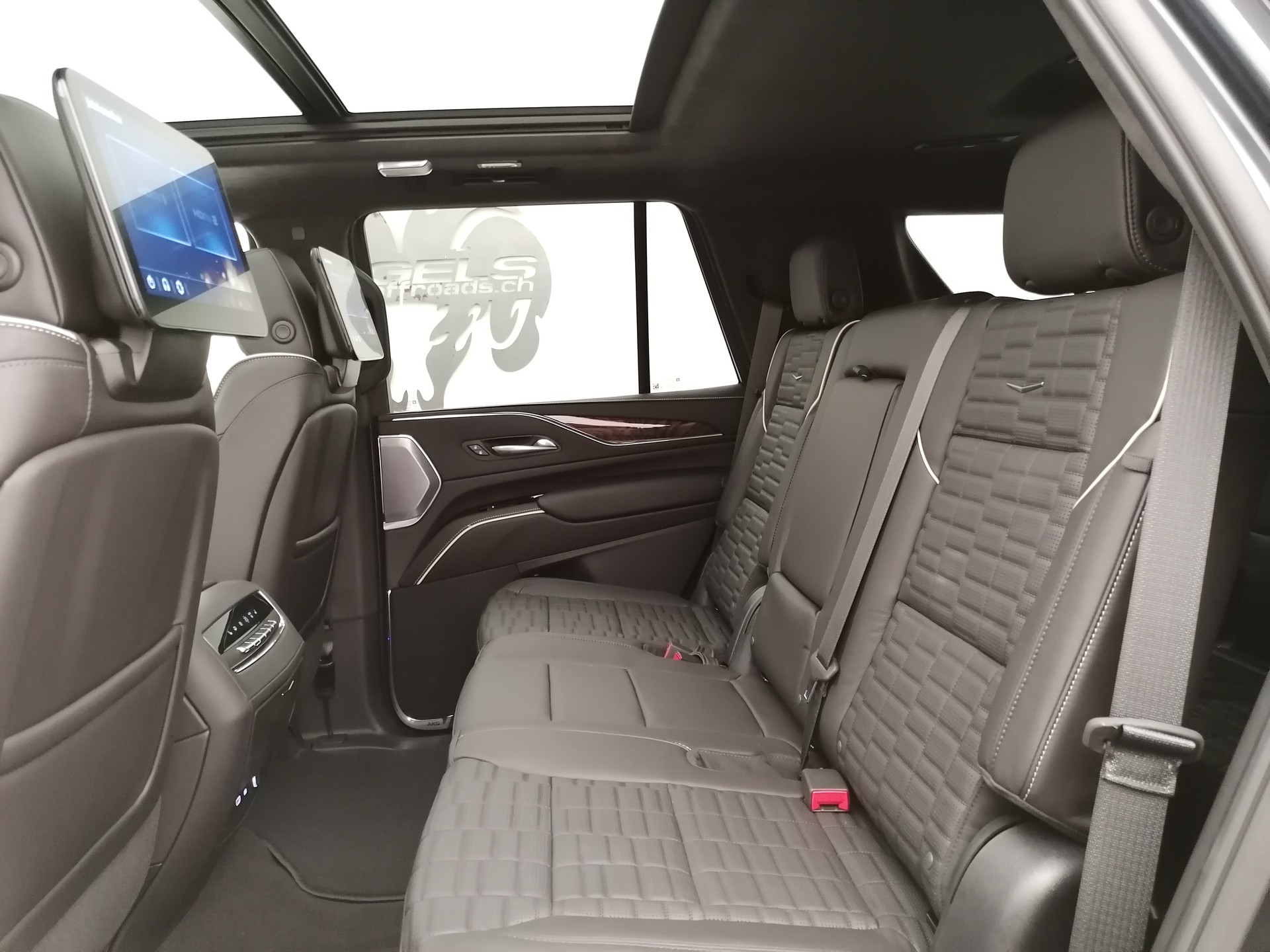 CADILLAC Escalade 6.2 Platinum Sport AWD-image-12