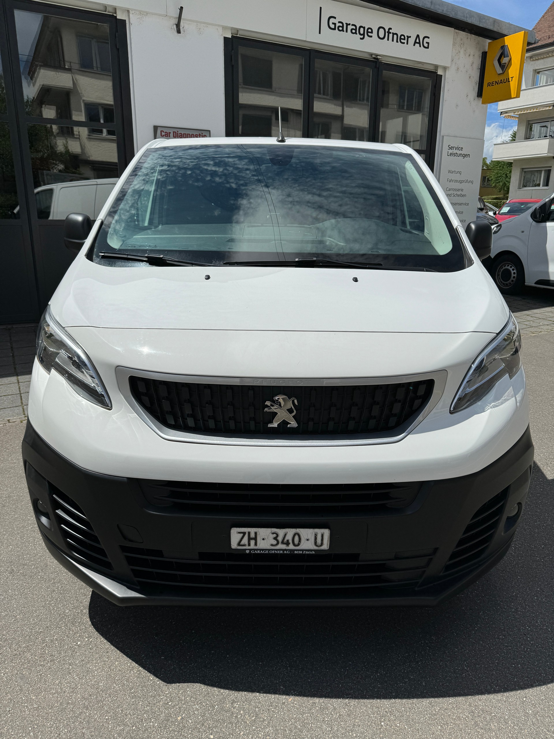 PEUGEOT Expert 1.5 BlueHDi 100 S&S Allure Long-showroom-element-3