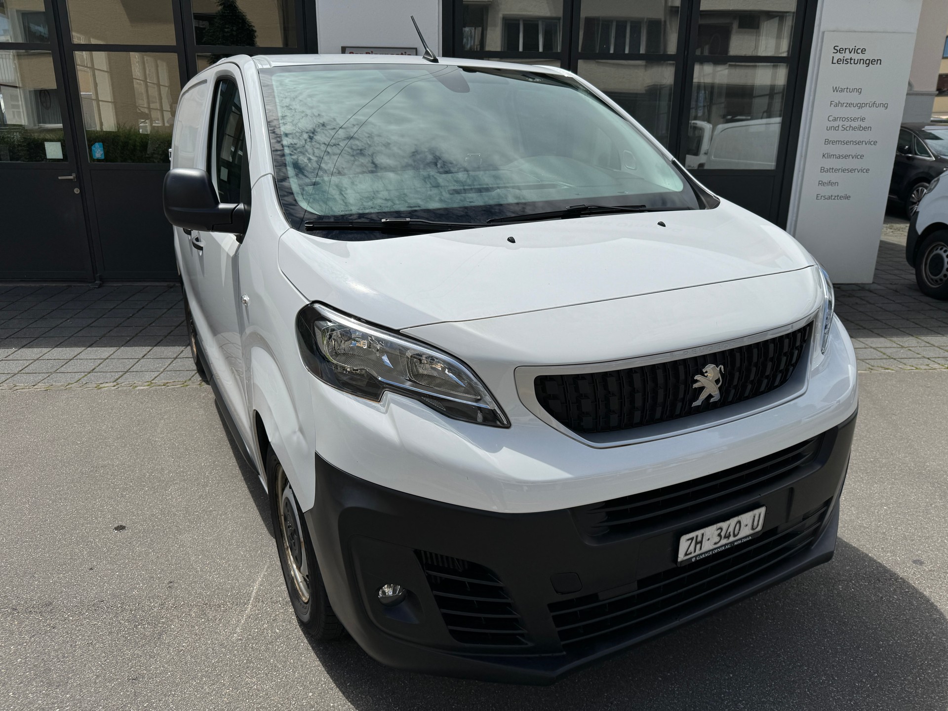 PEUGEOT Expert 1.5 BlueHDi 100 S&S Allure Long