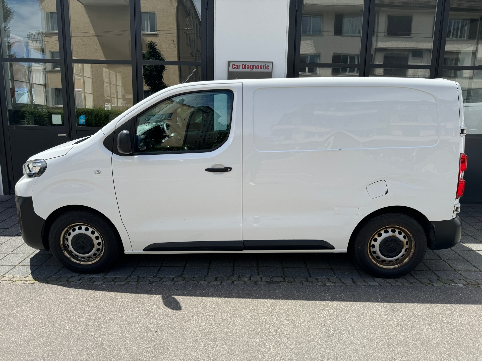 PEUGEOT Expert 1.5 BlueHDi 100 S&S Allure Long-image-4