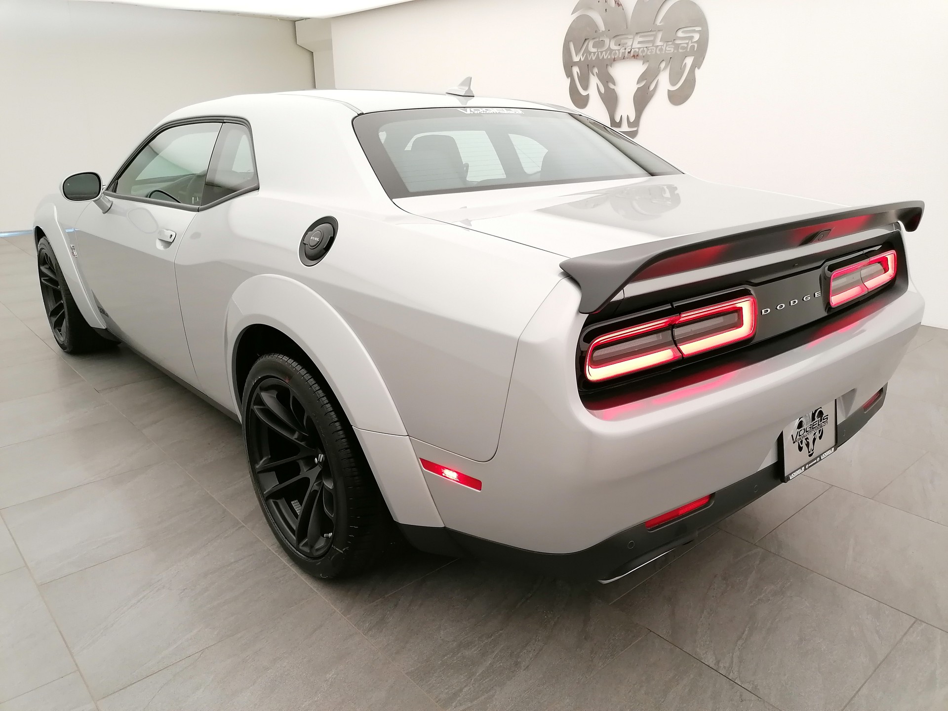 DODGE Challenger 392 WB Scatpack-image-5