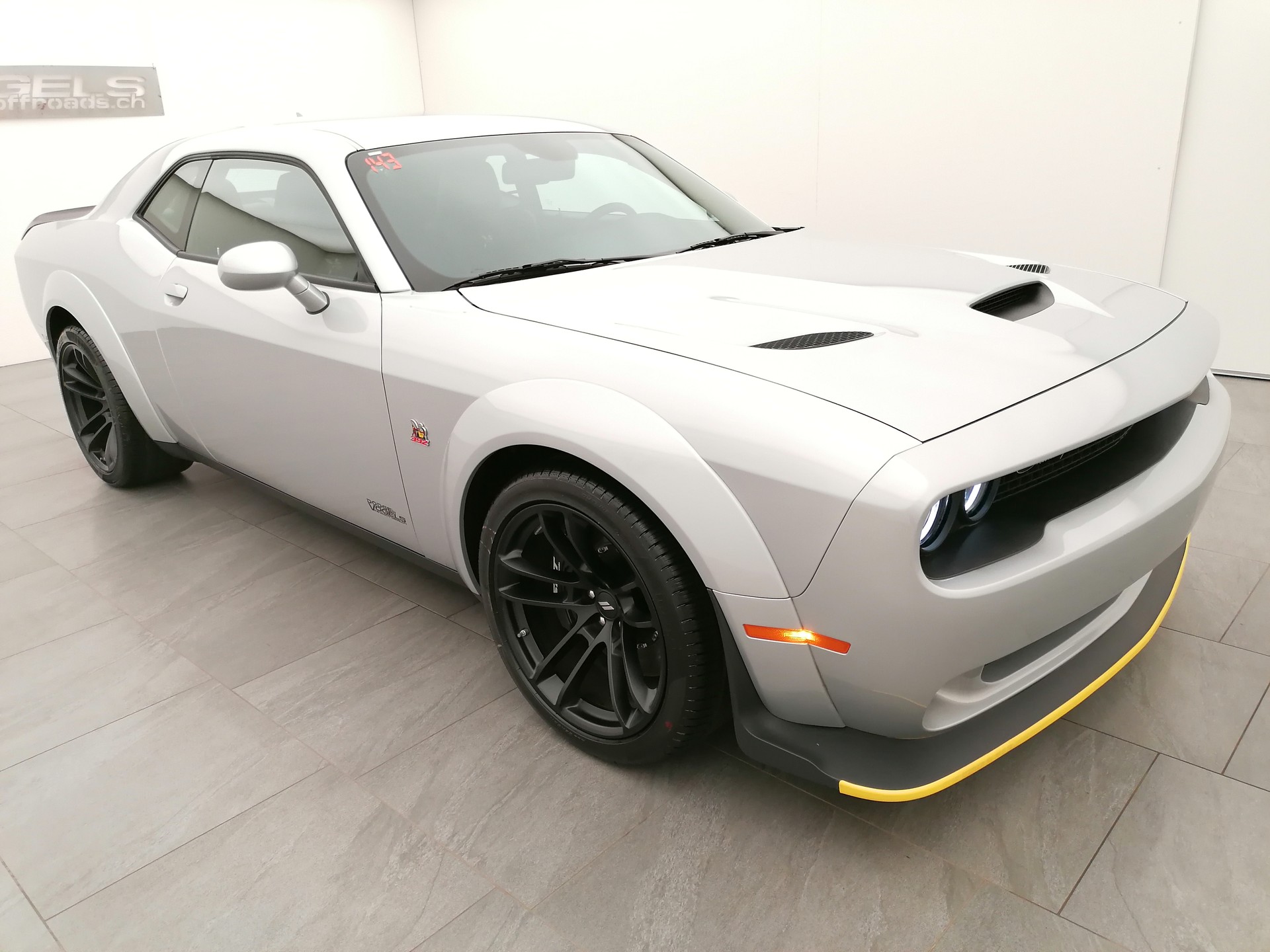 DODGE Challenger 392 WB Scatpack-image-2