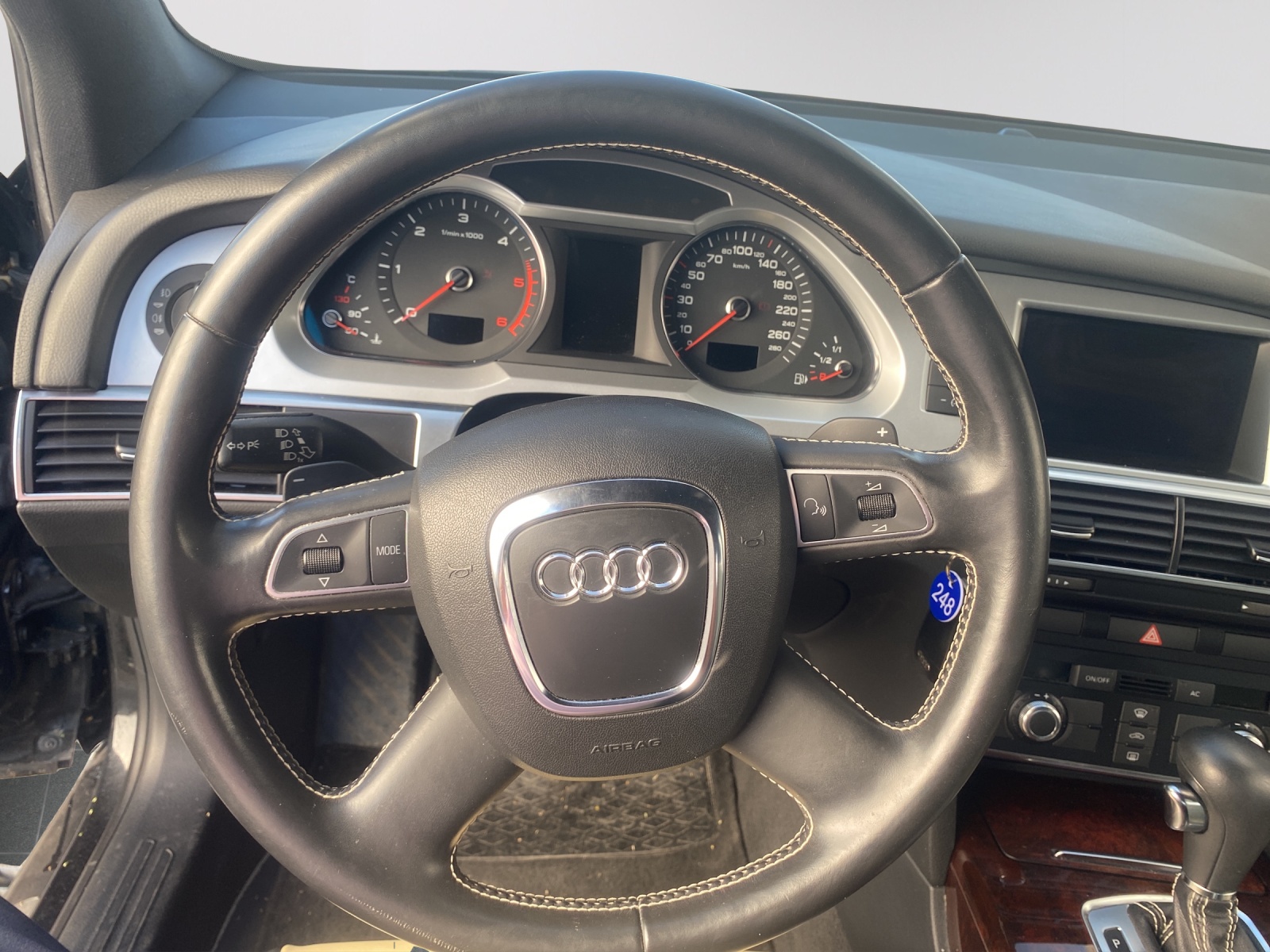 AUDI A6 Avant 3.0 V6 TDI quattro tiptronic-image-10