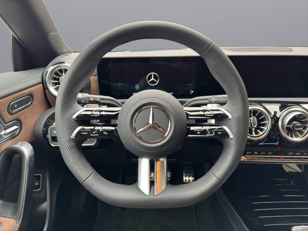 MERCEDES-BENZ CLA 250 AMG Line 4matic Shooting Brake-image-8