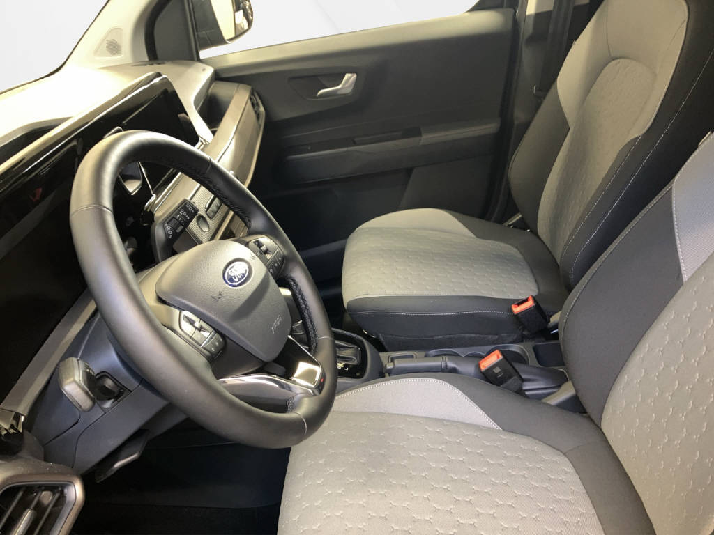 FORD TOURNEO COURIERier 1.0 EcoBoost Titanium-image-4