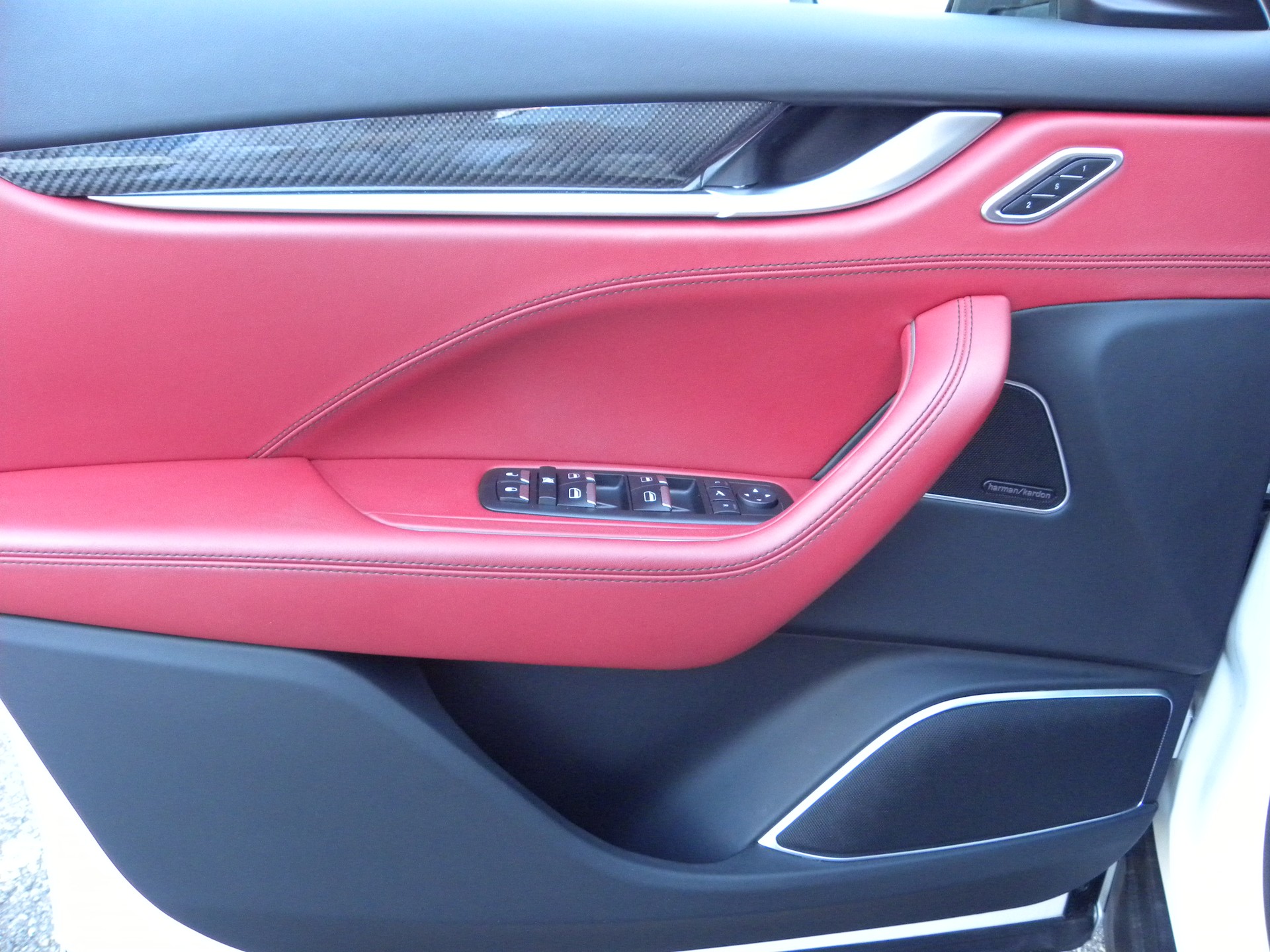 MASERATI Levante S 3.0 V6 GranSport Automatica-image-8