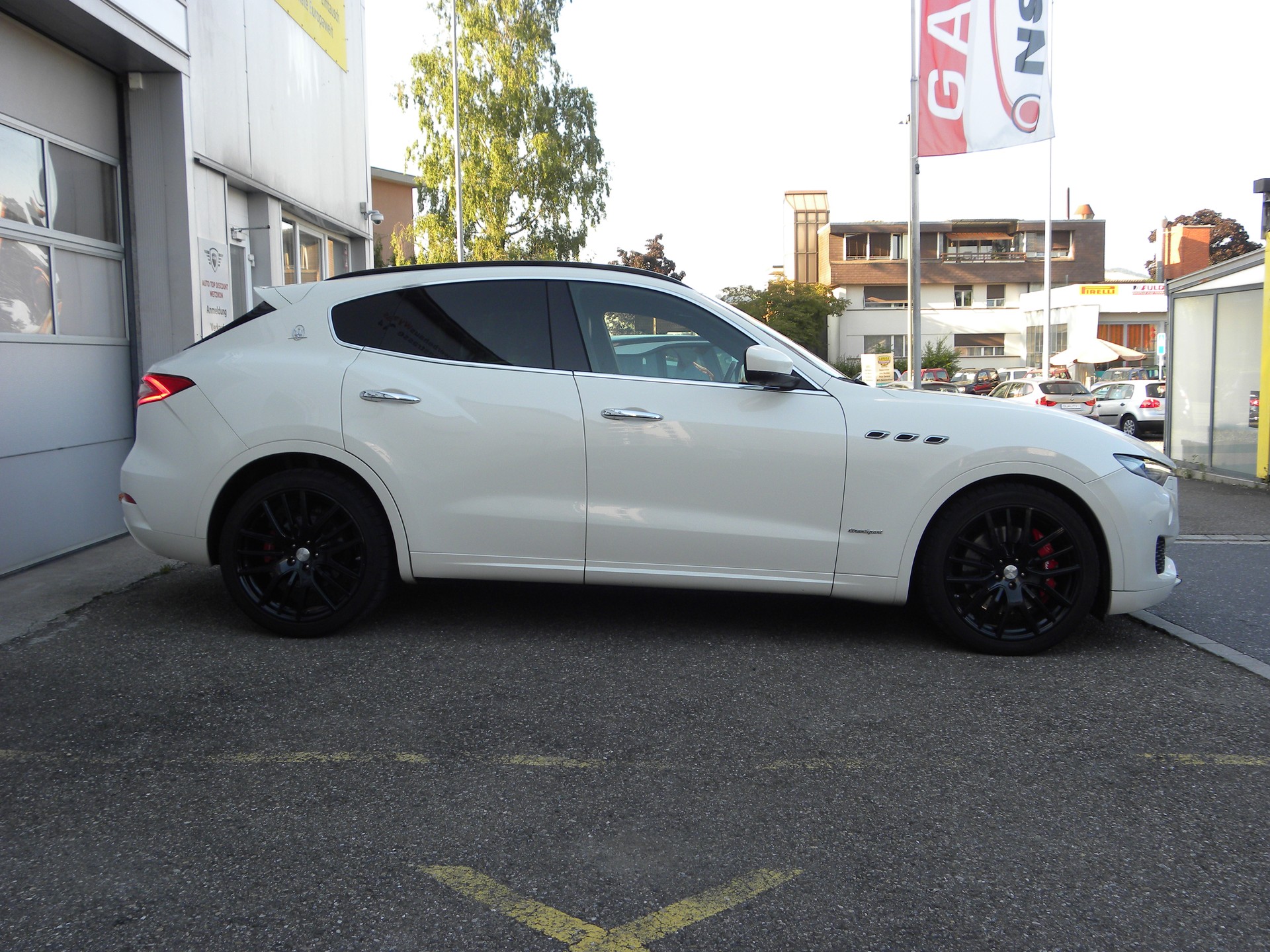MASERATI Levante S 3.0 V6 GranSport Automatica-image-2