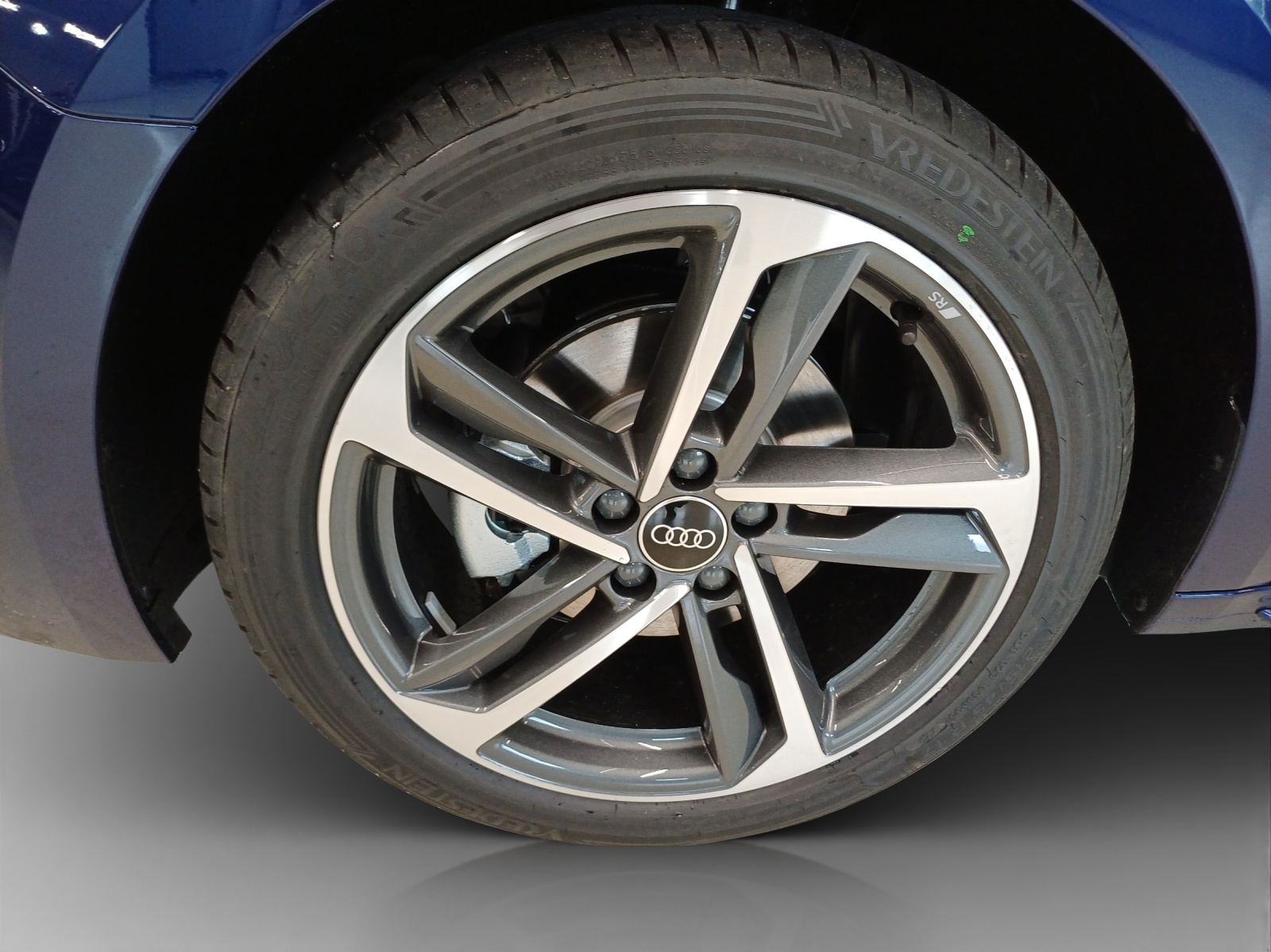 AUDI A1 Sportback 30 TFSI S Line Attraction S-tronic-image-13