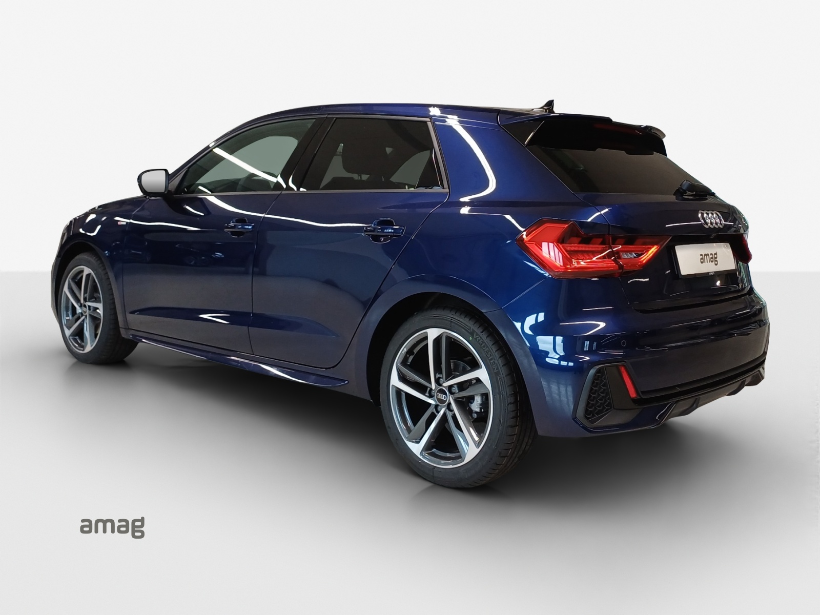 AUDI A1 Sportback 30 TFSI S Line Attraction S-tronic-image-2