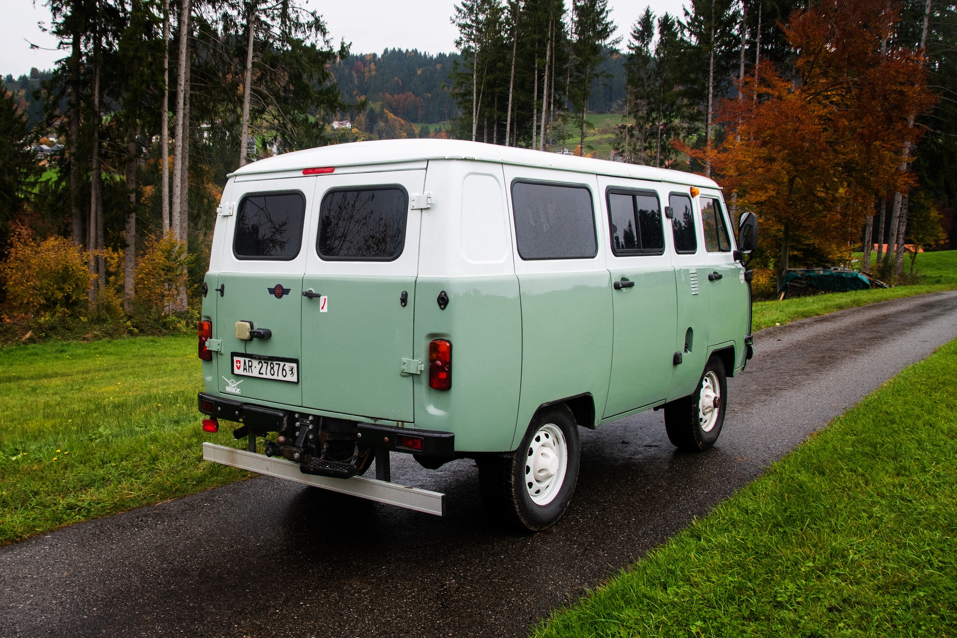 UAZ Buchanka 2206-image-2