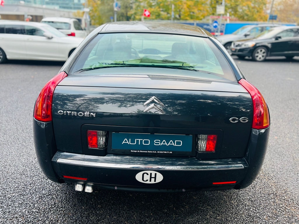 CITROEN C6 Sedan 2.7 HDi V6 Exclusive Automatic-image-3